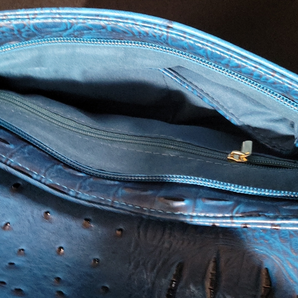 Le Miel Blue Vegan Embossed Ostrich Crossbag - Picture 6 of 9